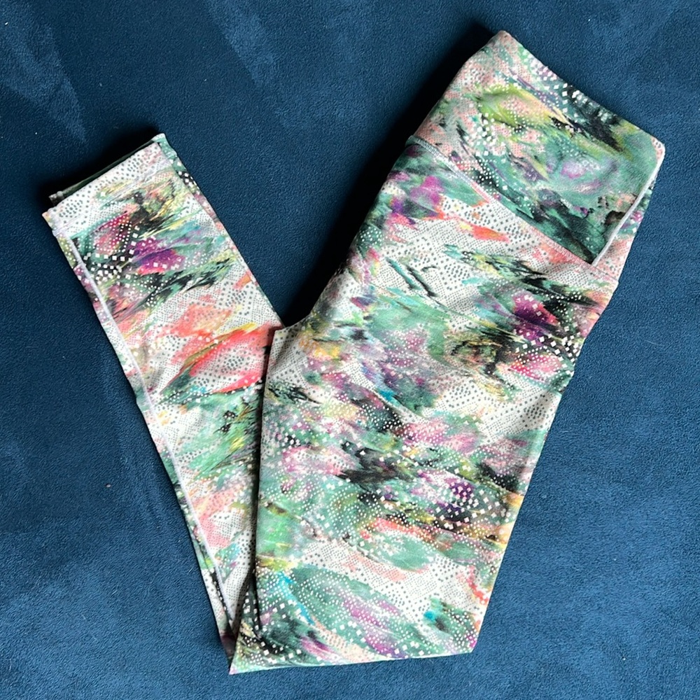 Prana leggings 3/4 length geometric watercolor print